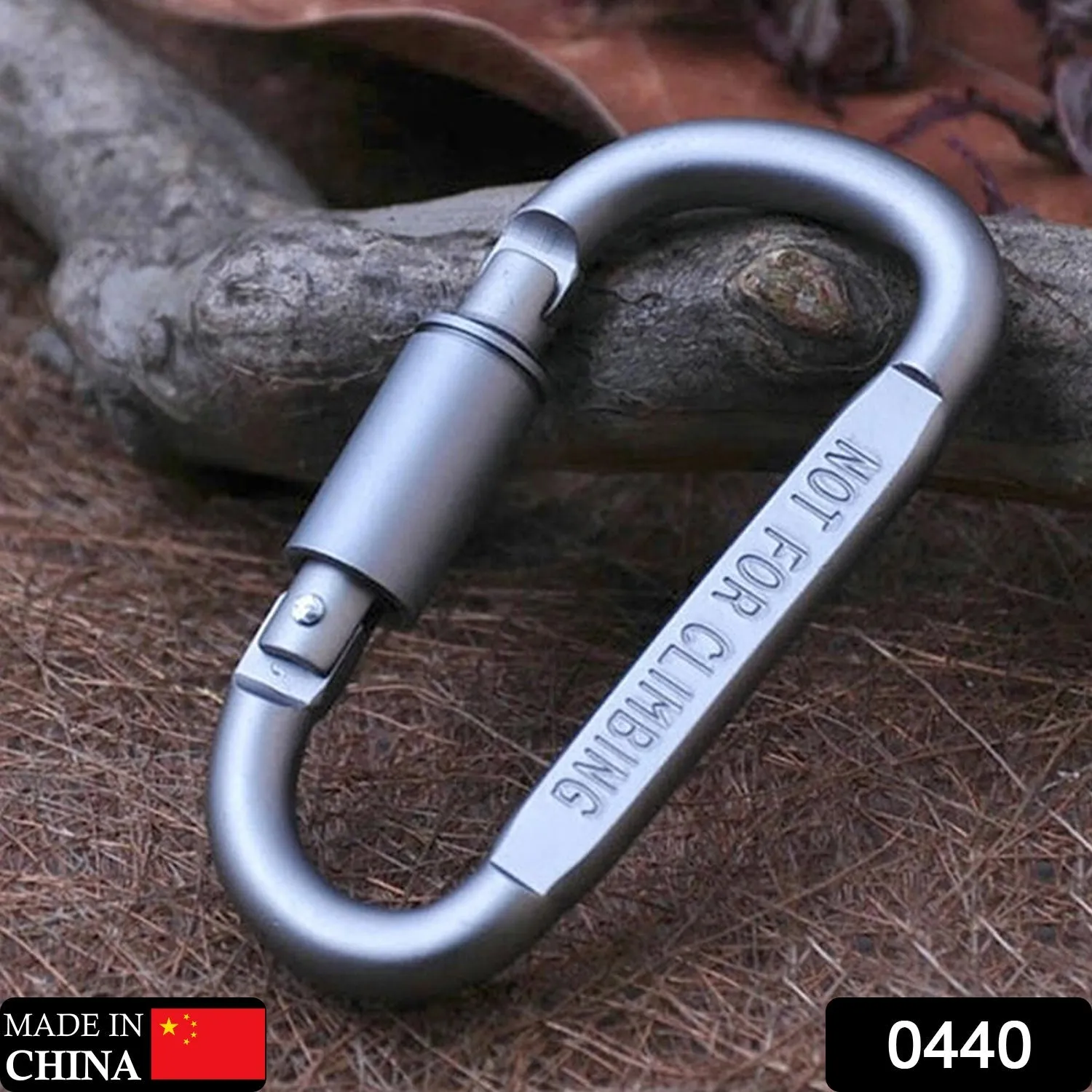 Camping Equipment Aluminum Carabiner Hunting Survival Kit Lock Mountain Travel Accessories ( 1 pc )