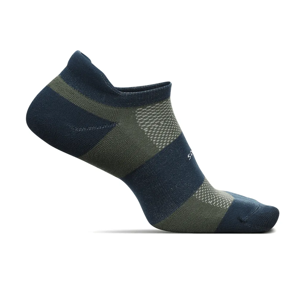 Feetures High Performance Cushion No-Show Tab Socks