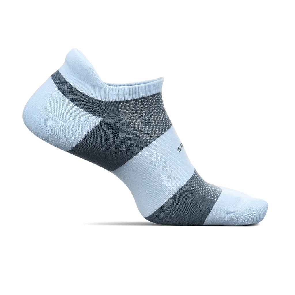 Feetures High Performance Cushion No-Show Tab Socks